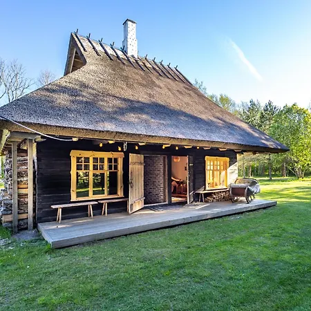 Jasmin House Kassaris