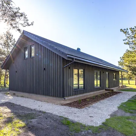Jasmin House Kassaris * Tagukuela